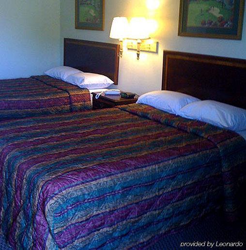 Gordon Inn And Suites Augusta Room photo